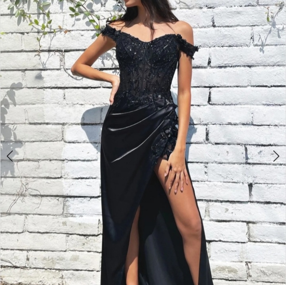 New black Prom/elegant dress